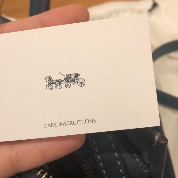 Coach Bag - Picture 9 of 10